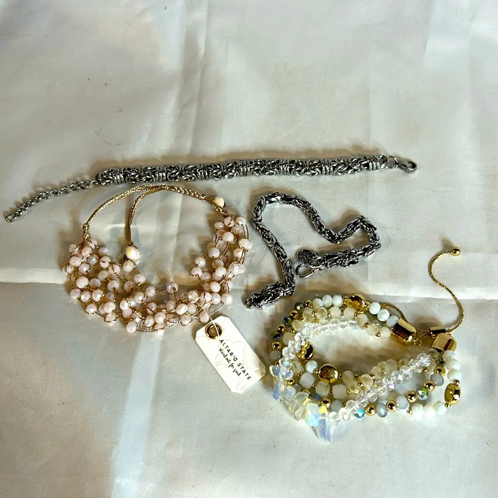 4 Bracelets.  Dragon Head, Rose Gold Facet Bead, Crystal/White/Gold, Silver. NWT